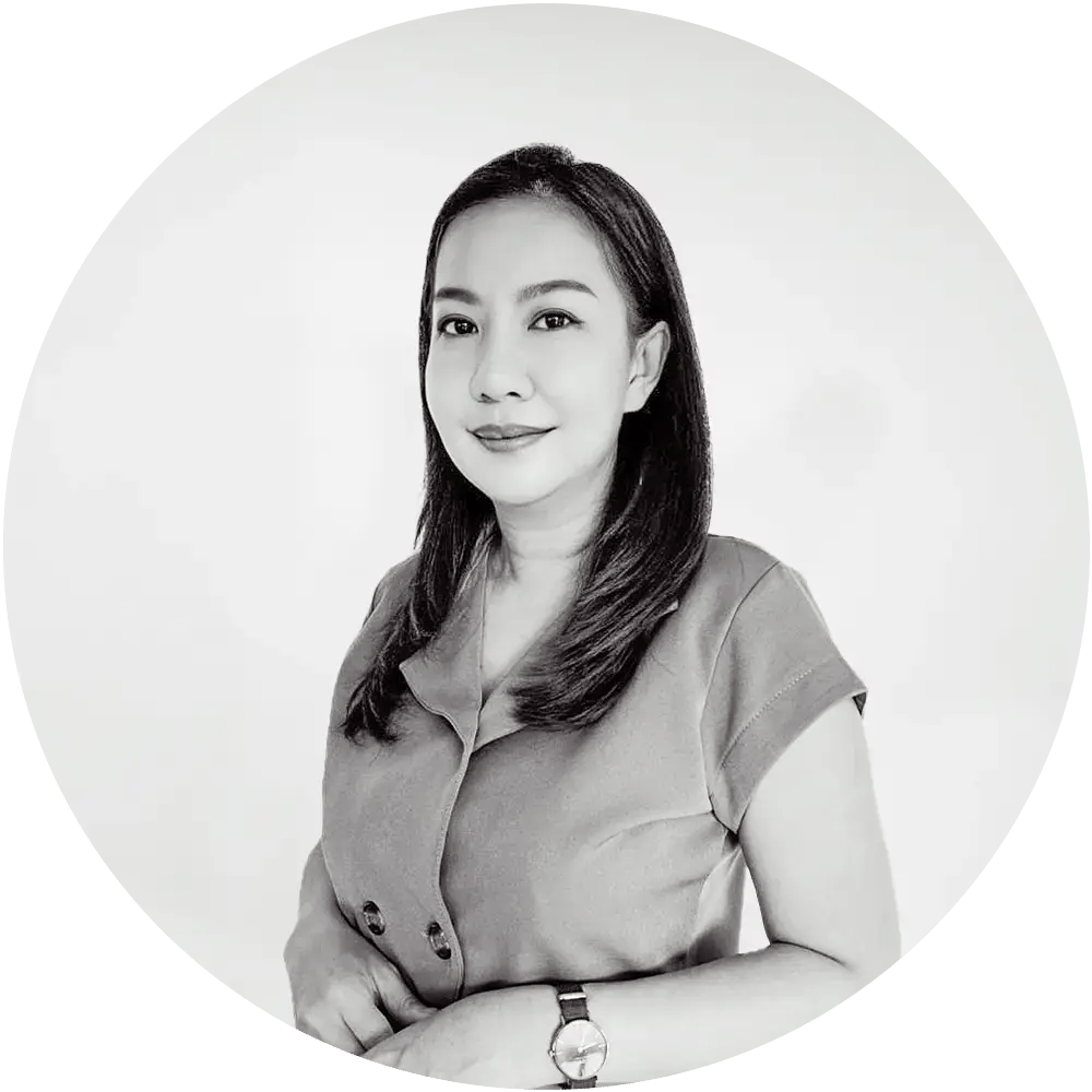 Suranaree  Suya Headshot